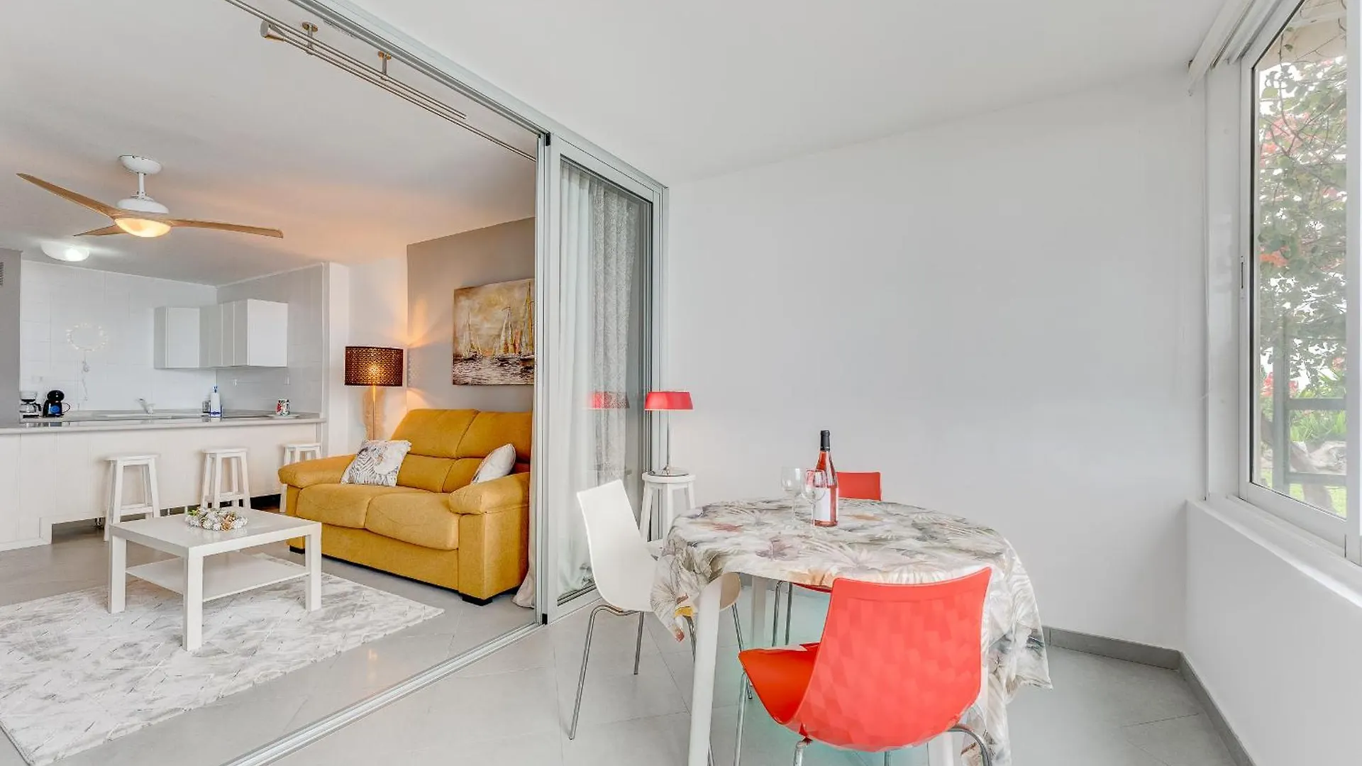 아파트 Elegante Apartamento Con Vista Directa Al Mar 칼라오살바헤 스페인