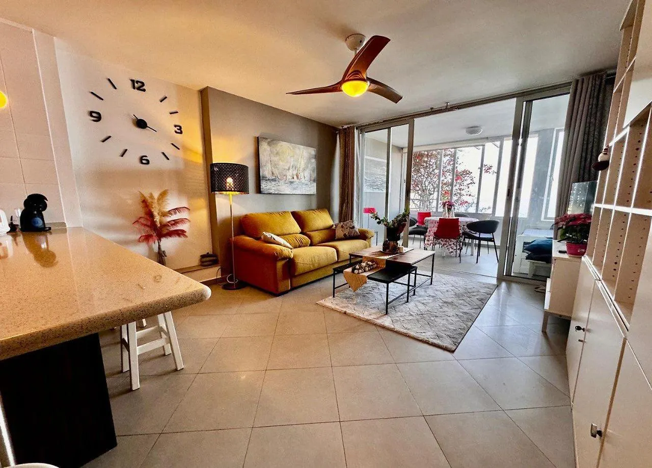 Elegante Apartamento Con Vista Directa Al Mar Callao Salvaje